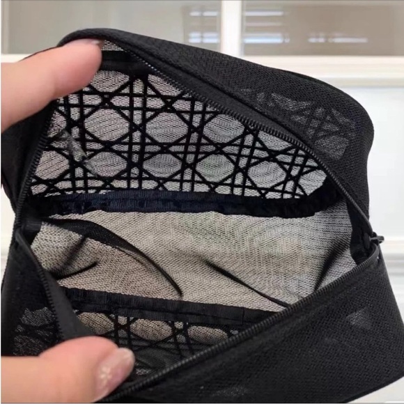 Dior beauty  Black Mesh Pouch - Picture 5 of 10